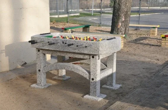 Beton-Kickertisch 1