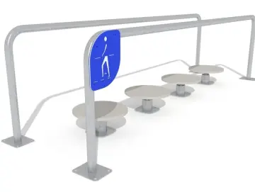 FUßWEG MIT BEWEGLICHEN HINDERNISSEN