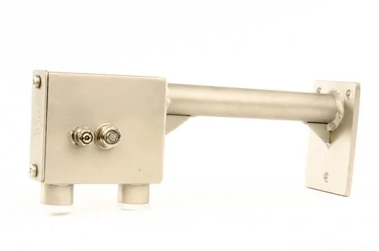 Sandaufzug mit seitlichem Arm